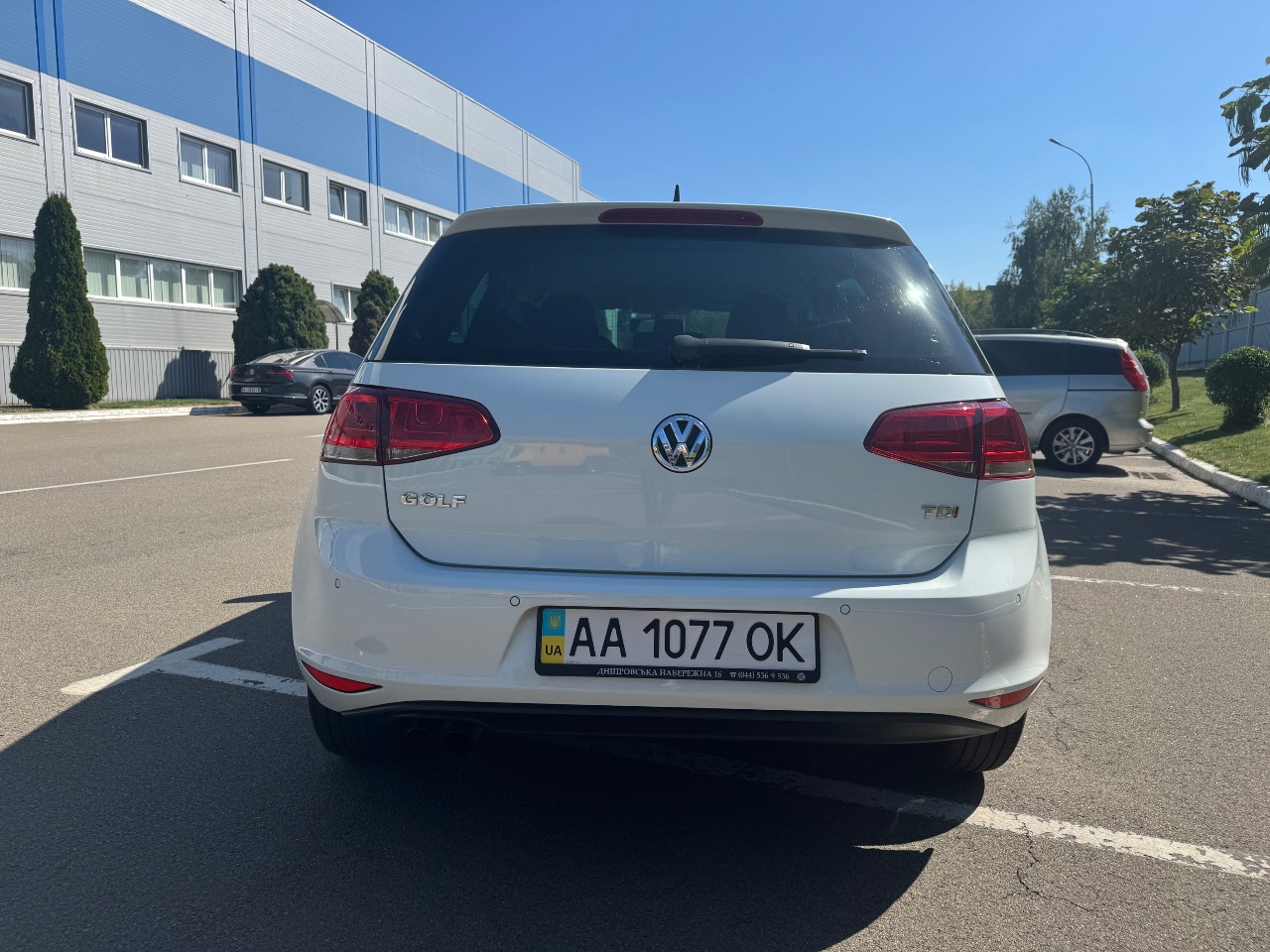 Volkswagen Golf - фото 4