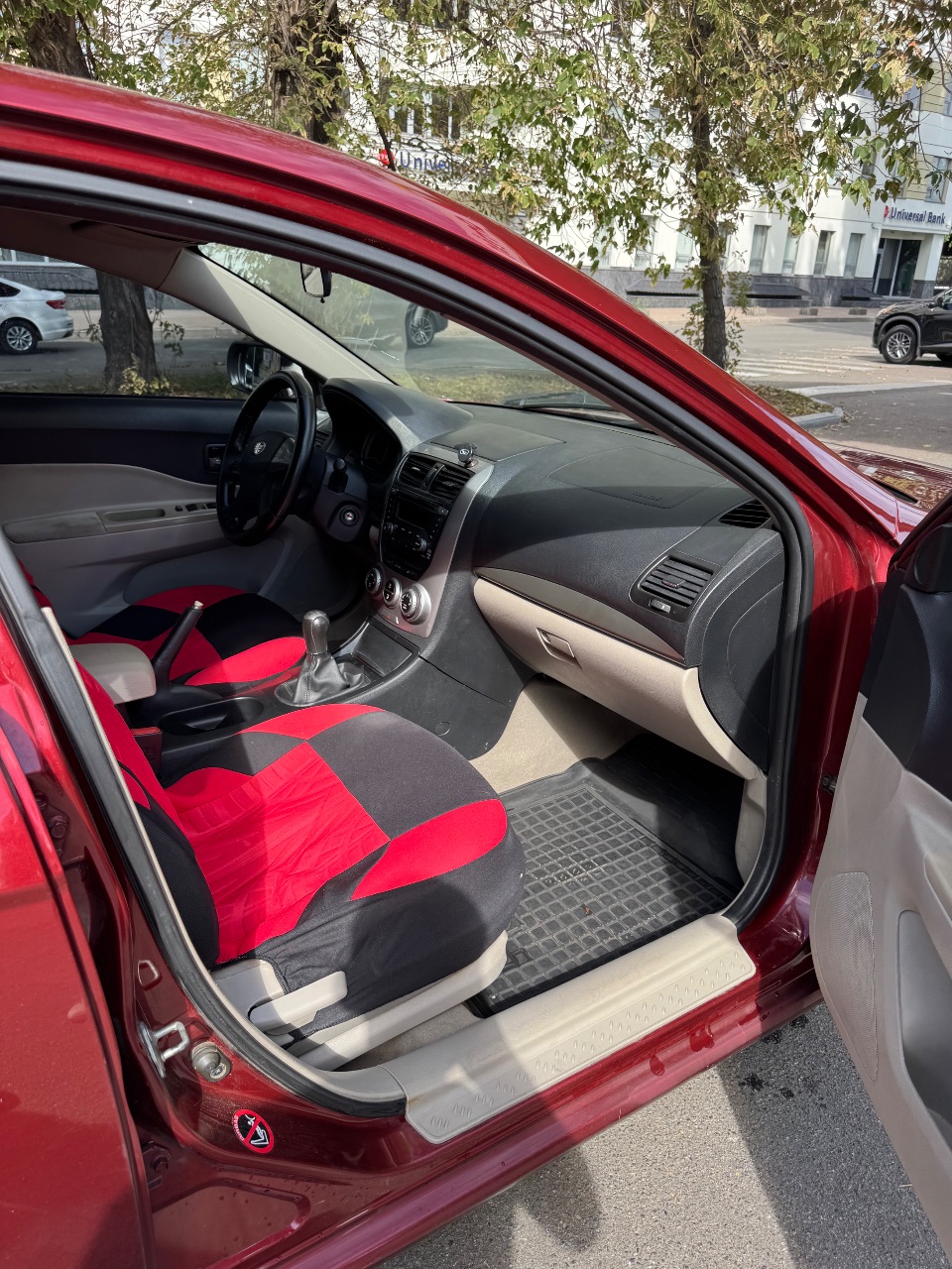 FAW Besturn B50 - фото 10