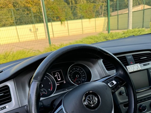 Volkswagen Golf - зображення 4