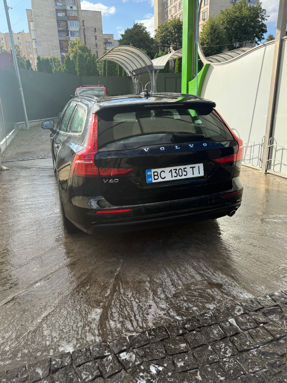 Volvo V60 - фото 7