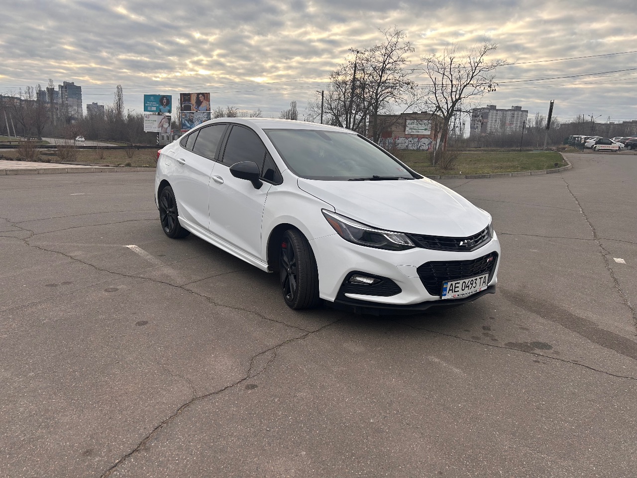 Chevrolet Cruze - фото 1