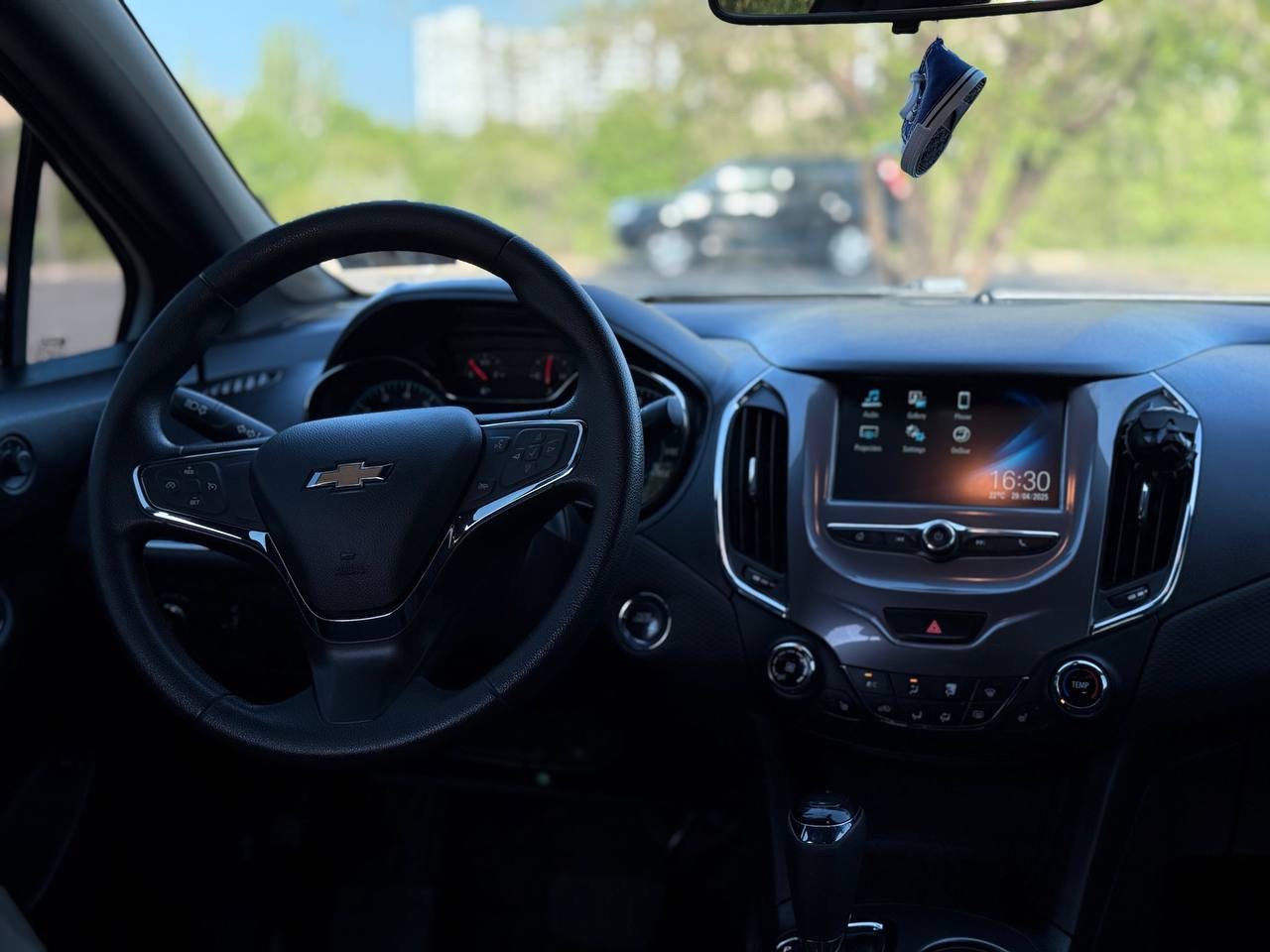 Chevrolet Cruze - фото 21