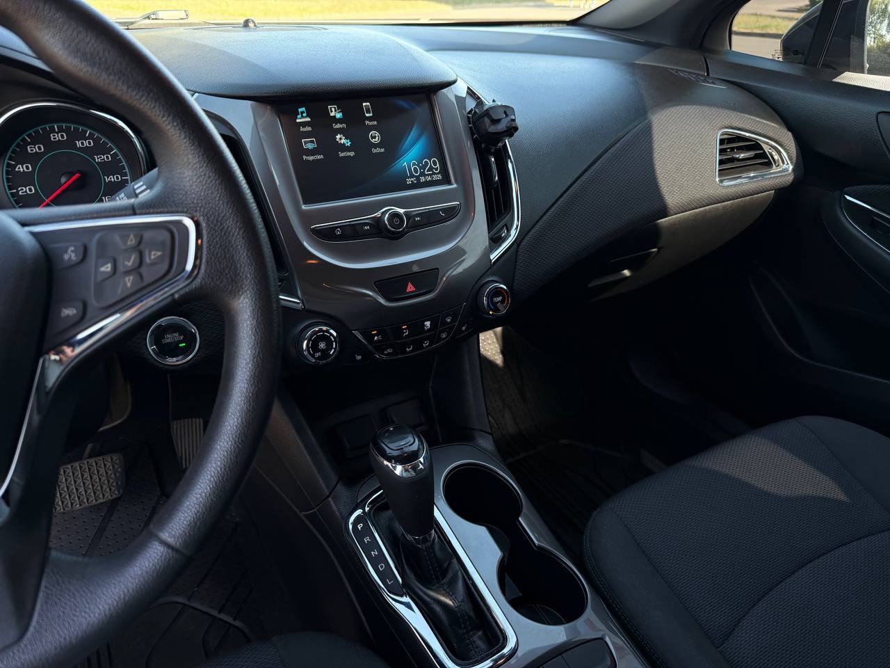 Chevrolet Cruze - фото 6