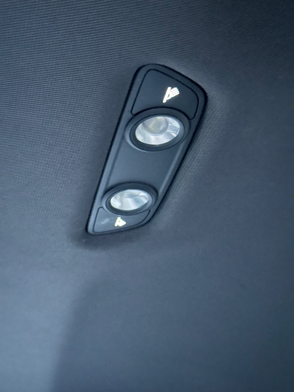 Audi A4 - фото 27