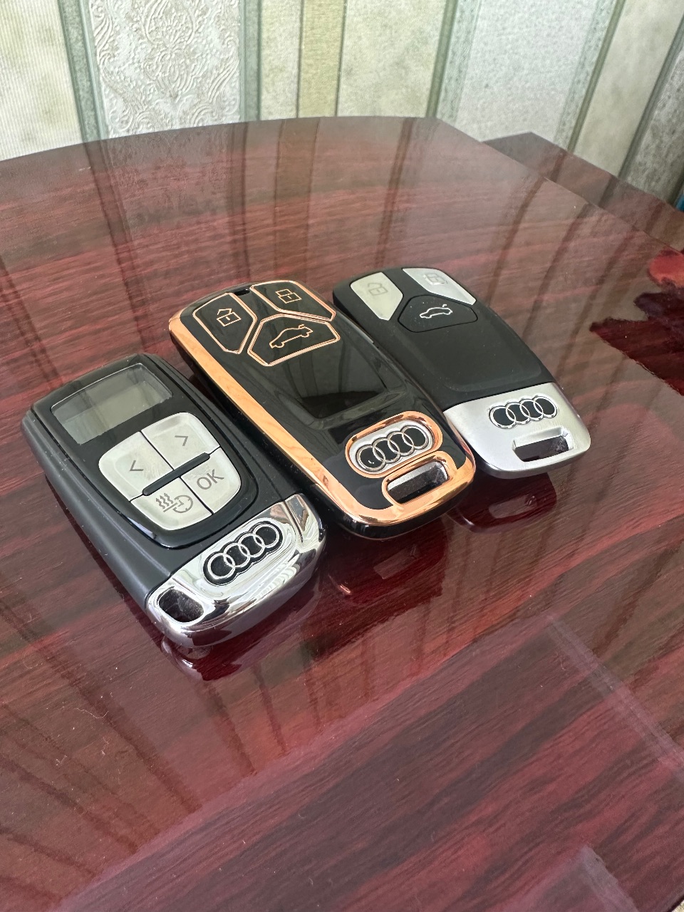 Audi A4 - фото 42