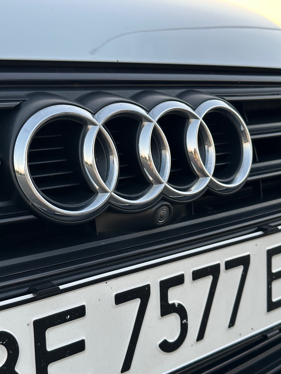 Audi A4 - фото 6