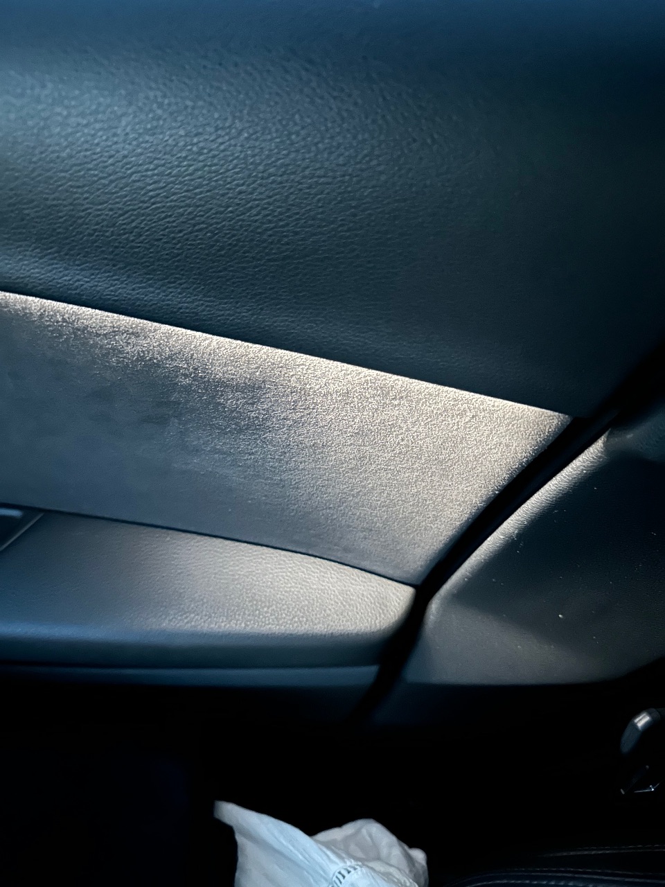 Audi A4 - фото 33