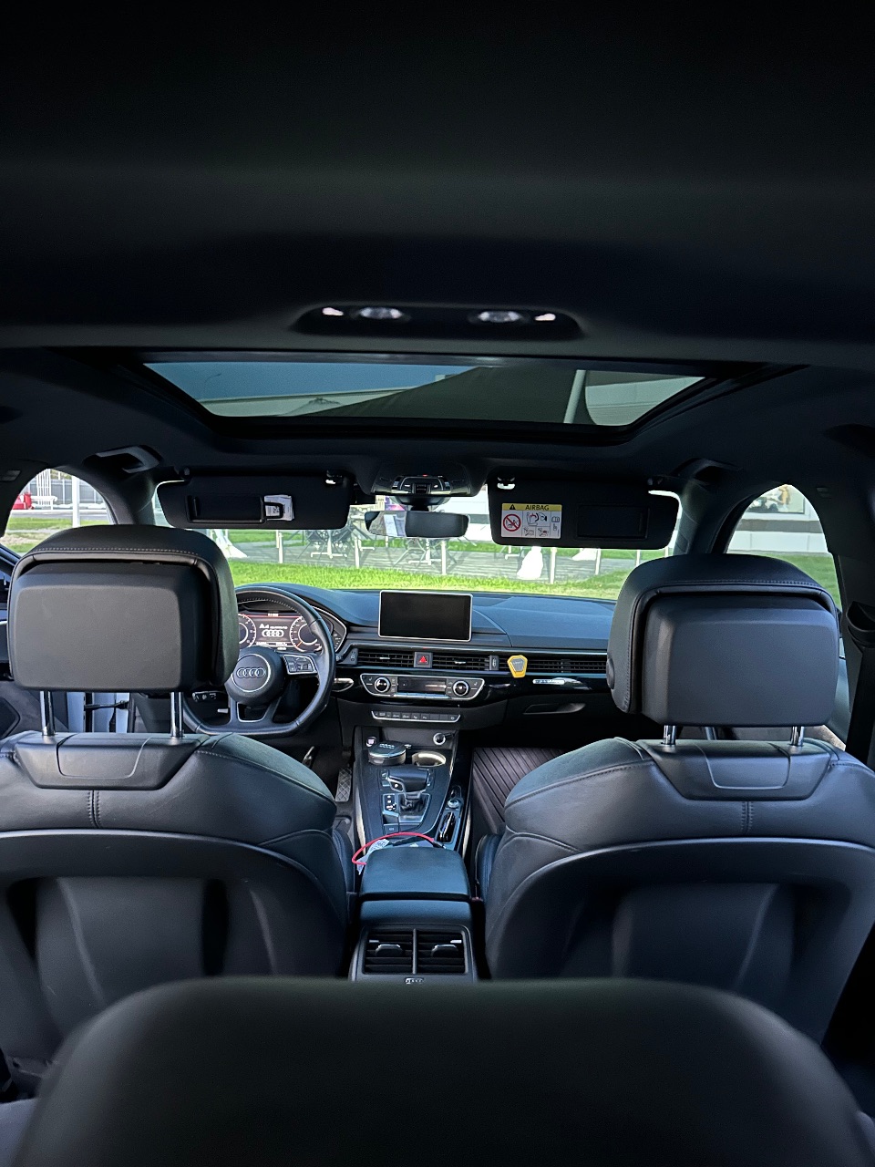 Audi A4 - фото 29