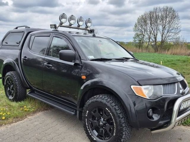 Mitsubishi L200 - зображення 2