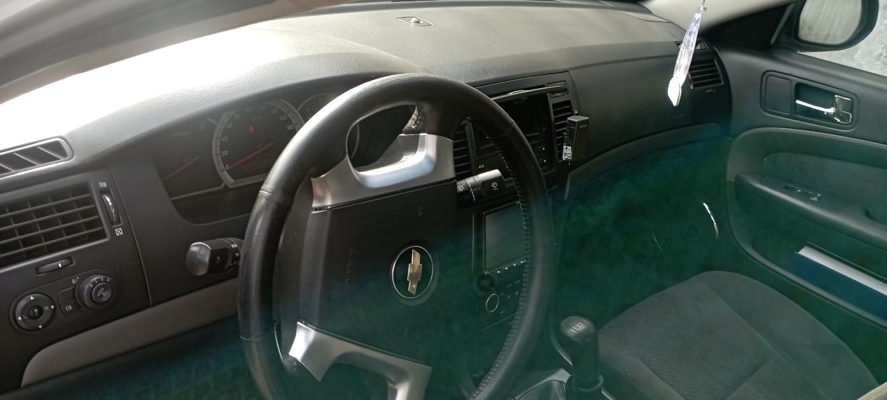 Chevrolet Epica - фото 13