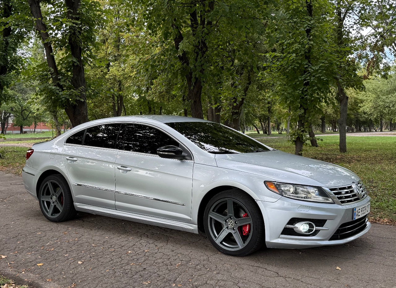 Volkswagen Passat CC - фото 2