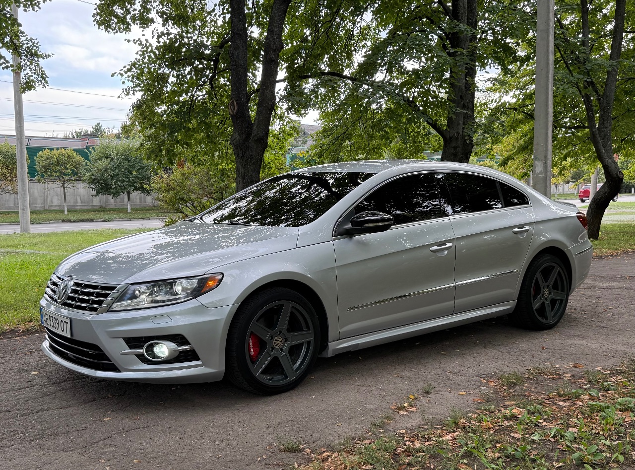 Volkswagen Passat CC - фото 12