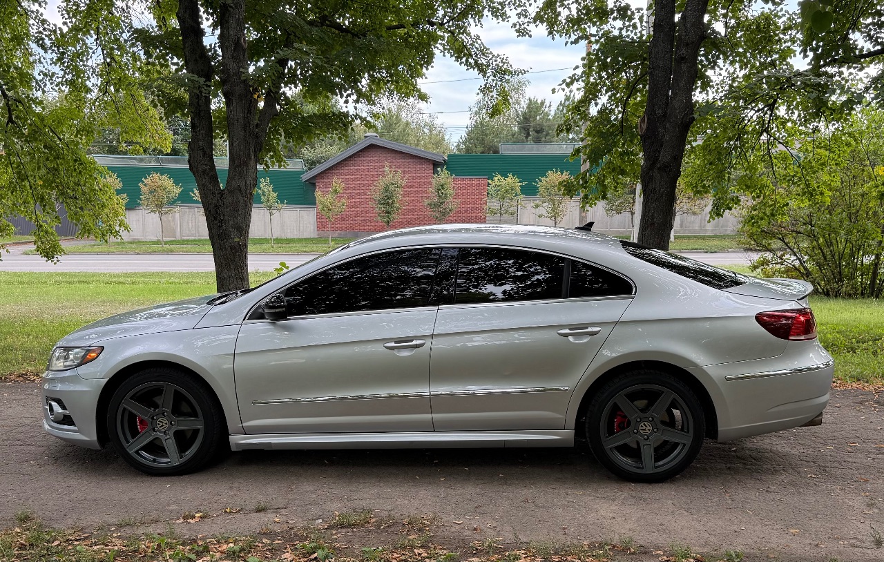 Volkswagen Passat CC - фото 11