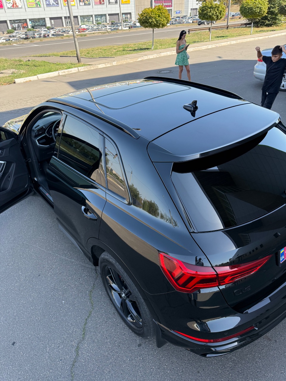 Audi Q3 - фото 2