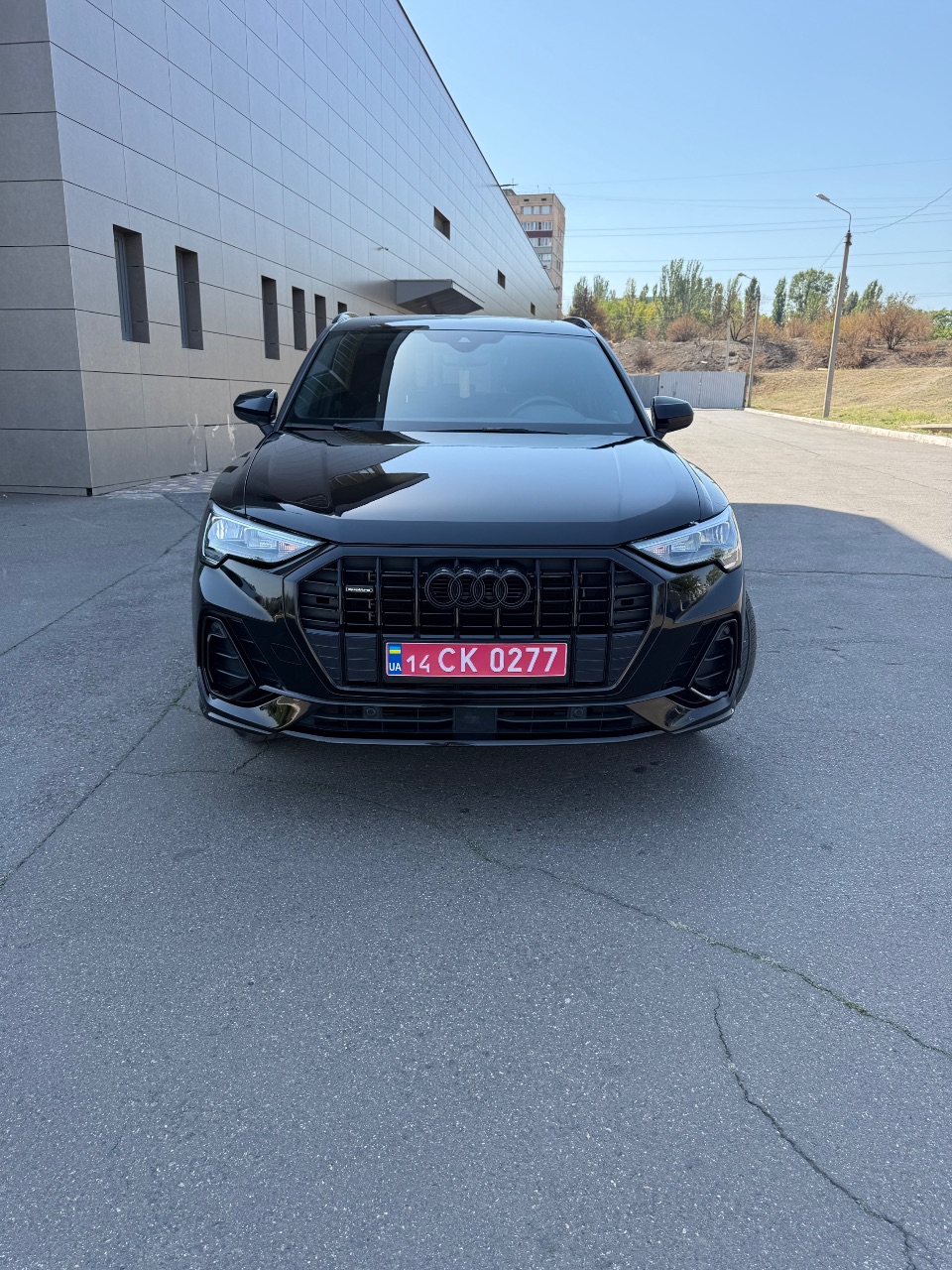 Audi Q3 - фото 11