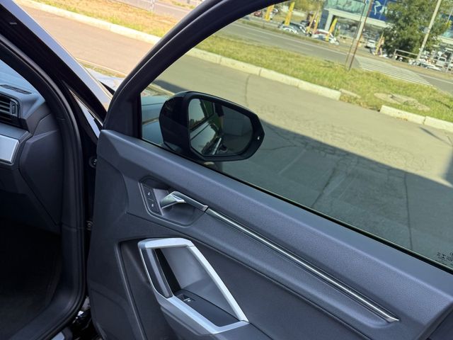 Audi Q3 - зображення 5