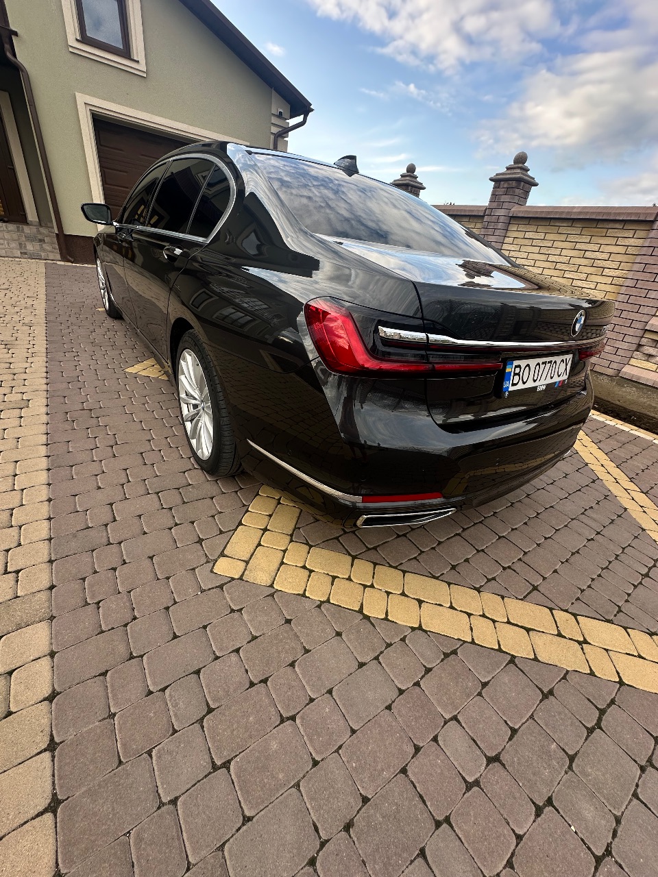 BMW 7 серії - фото 9