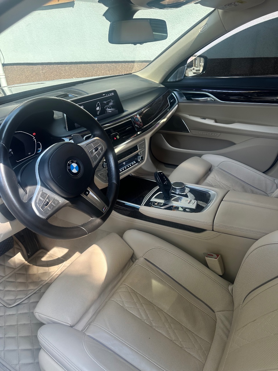 BMW 7 серії - фото 47