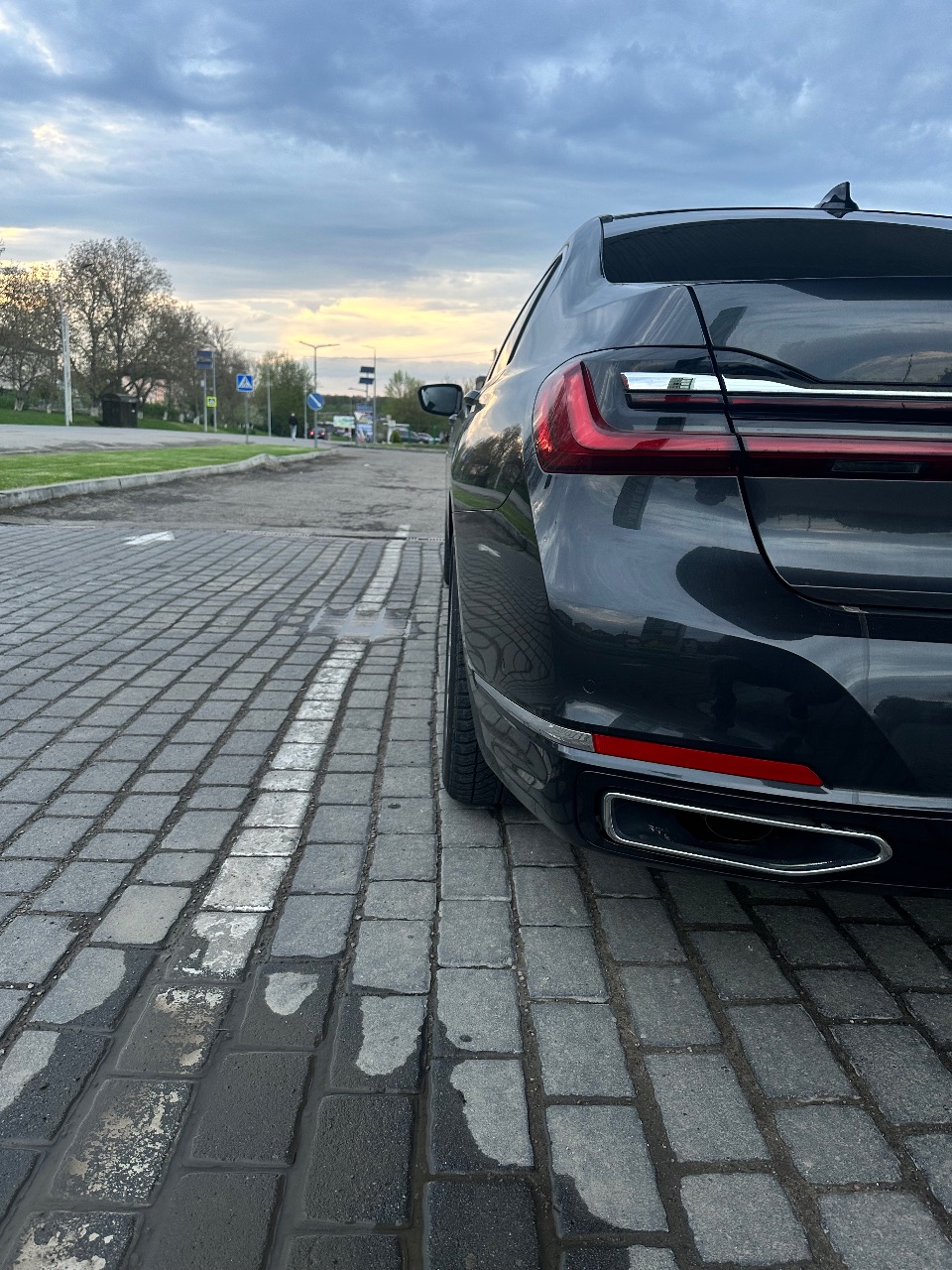 BMW 7 серії - фото 65