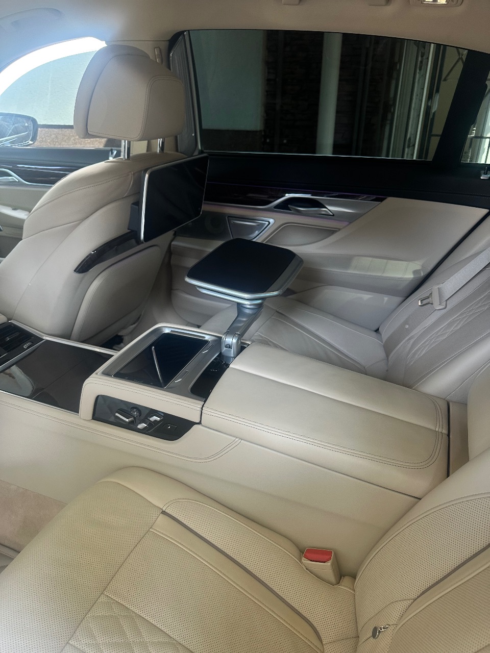 BMW 7 серії - фото 54