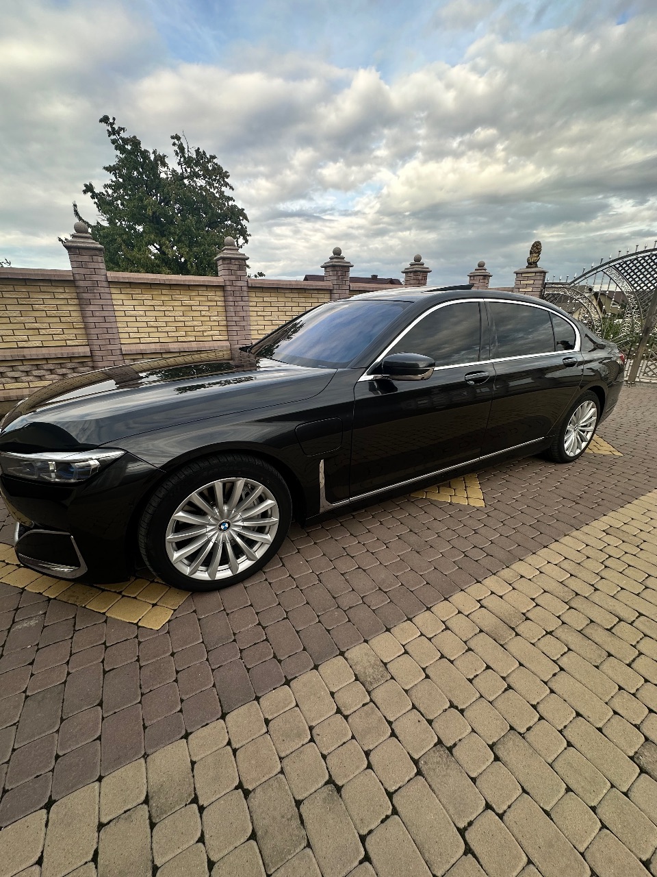 BMW 7 серії - фото 14