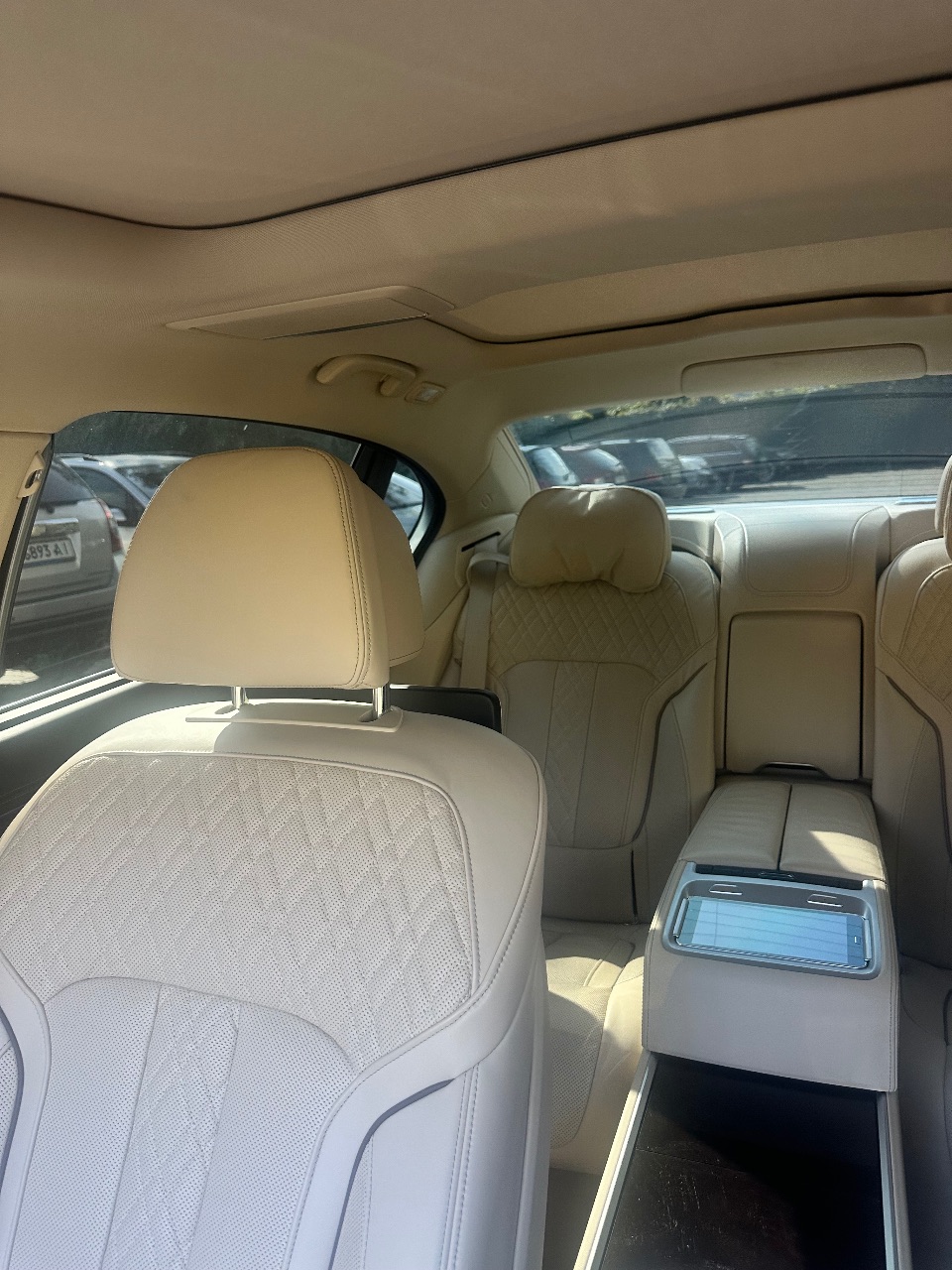 BMW 7 серії - фото 59