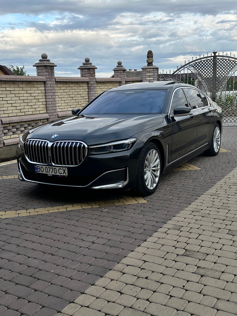 BMW 7 серії - фото 19