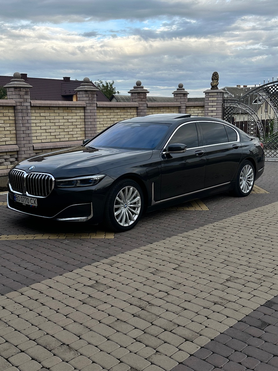 BMW 7 серії - фото 17