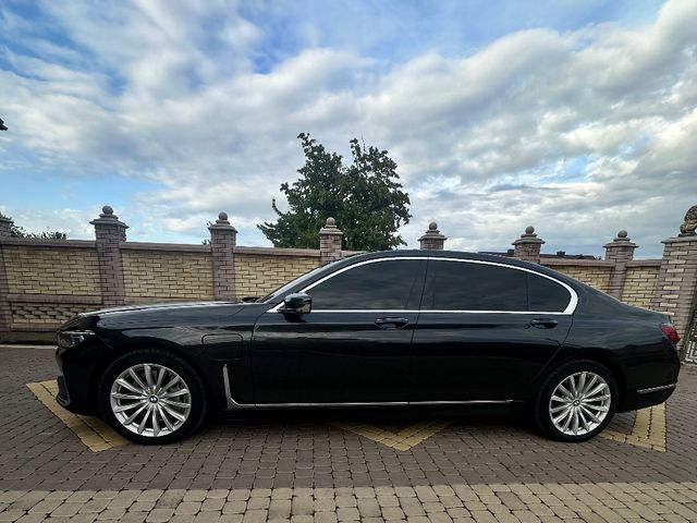 BMW 7 серії - зображення 4