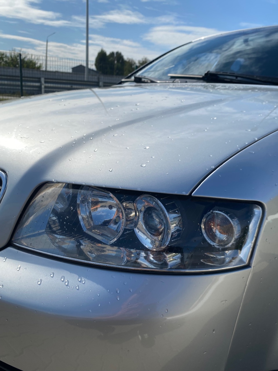 Audi A4 - фото 14