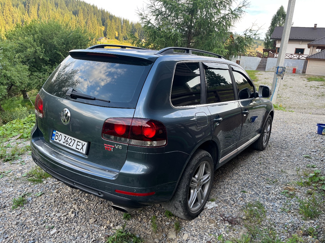 Volkswagen Touareg - фото 6