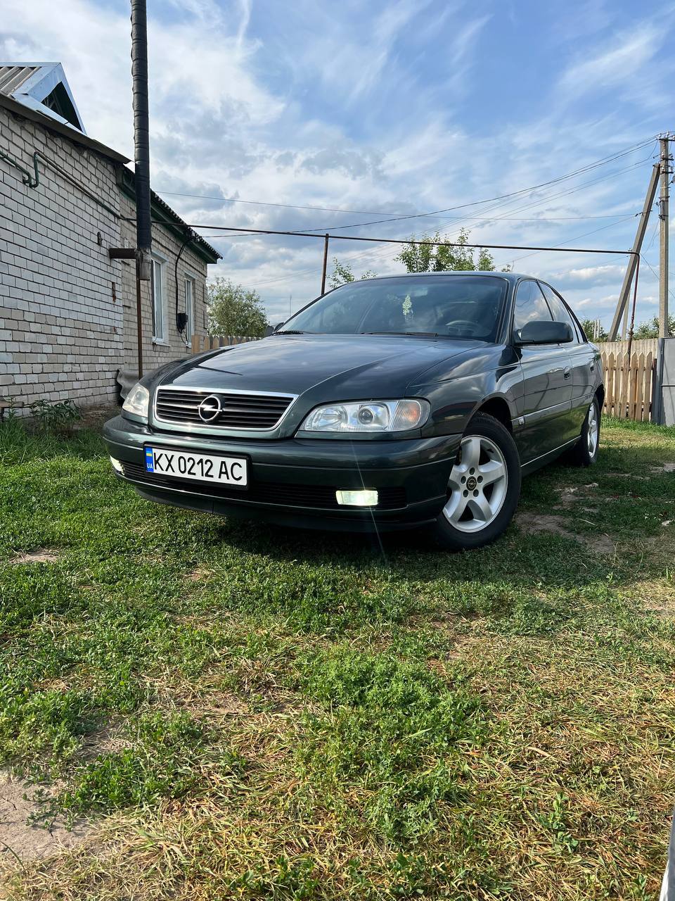 Opel Omega - фото 8