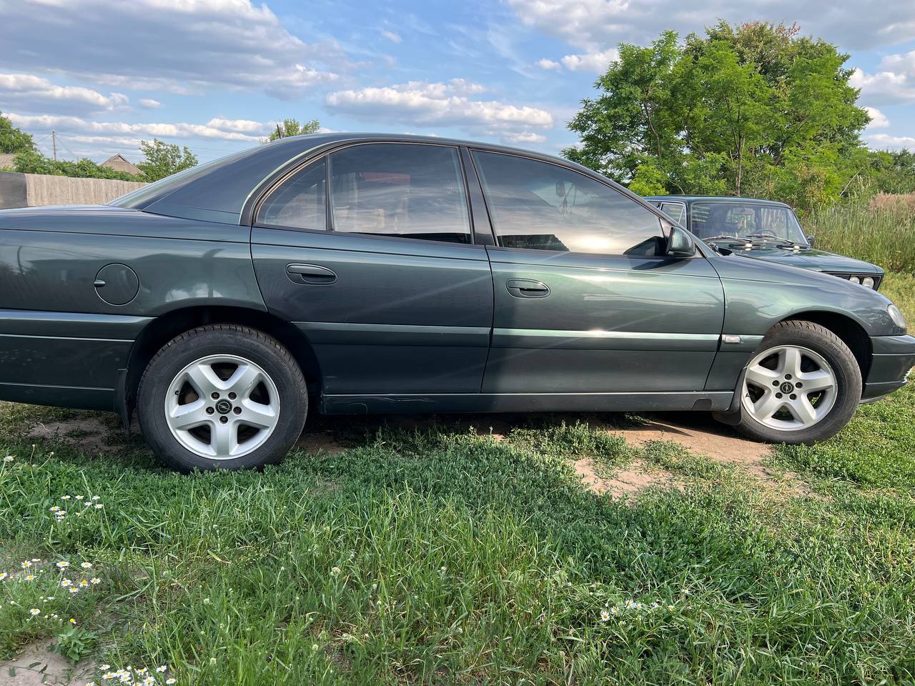 Opel Omega - фото 6