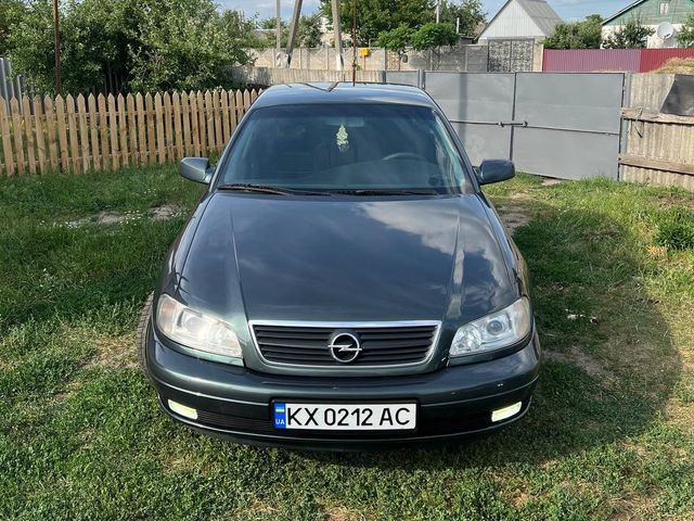 Opel Omega - фото 4