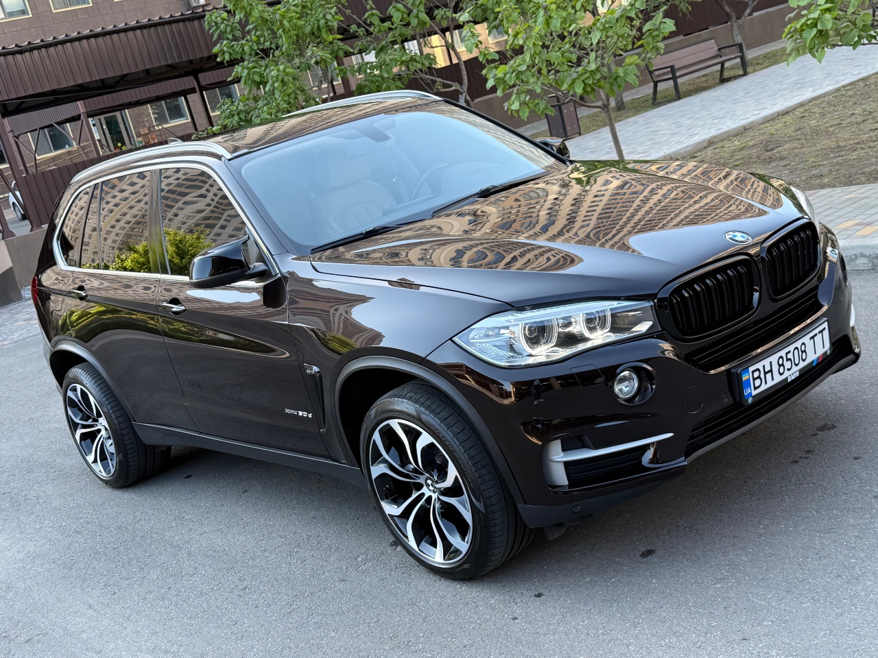 BMW X5 - фото 25