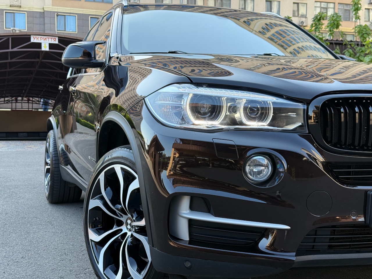 BMW X5 - фото 46