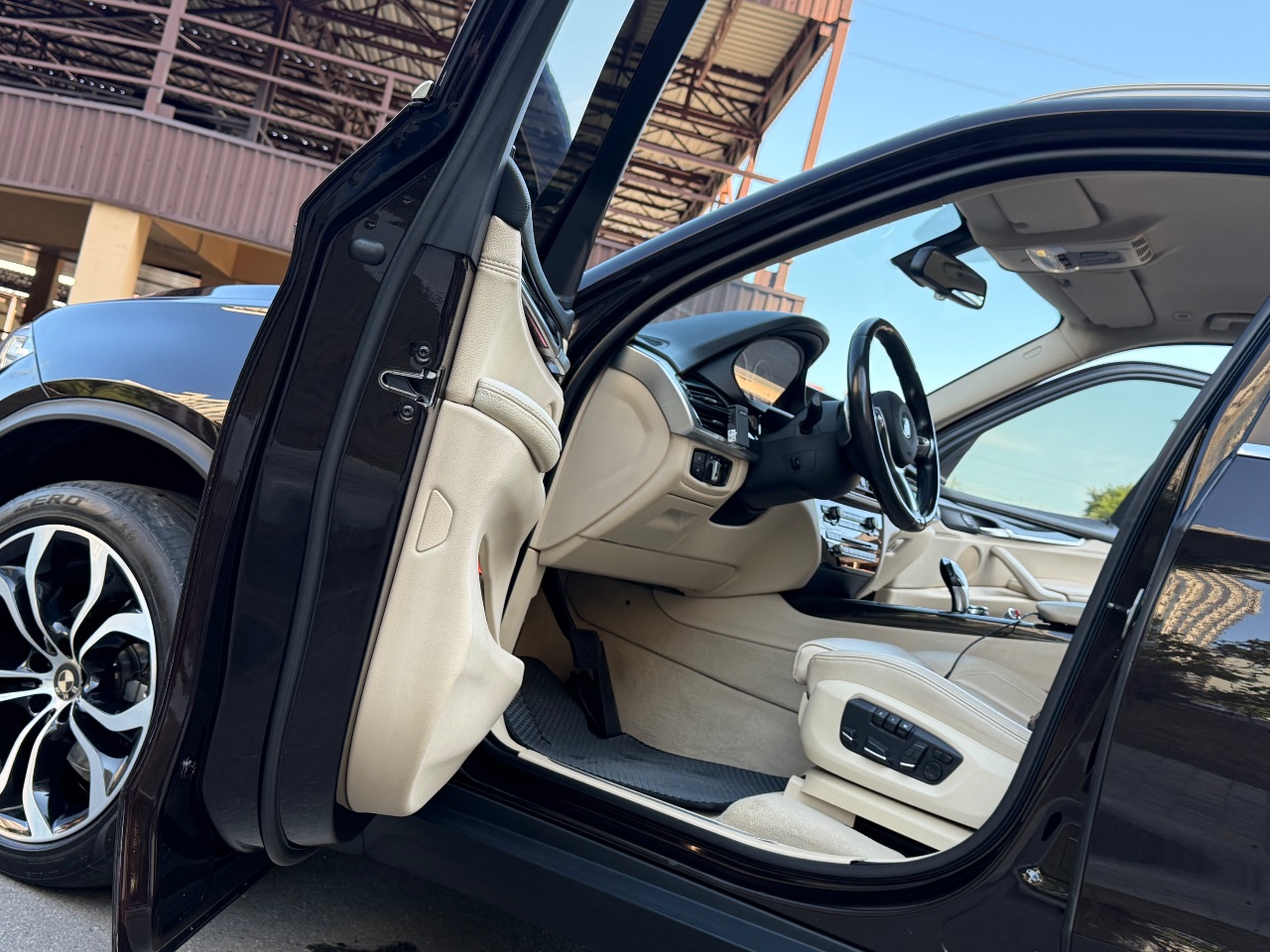 BMW X5 - фото 18