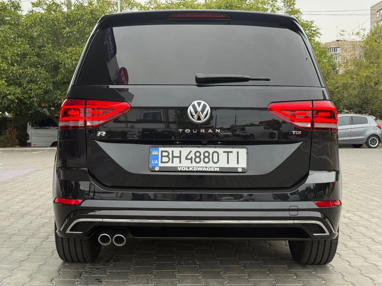 Volkswagen Touran - фото 5