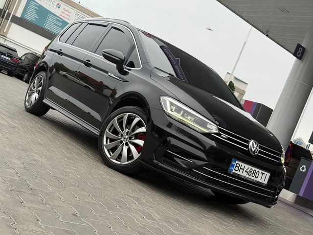 Volkswagen Touran - зображення 1