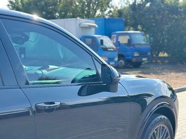 Porsche Cayenne - зображення 5