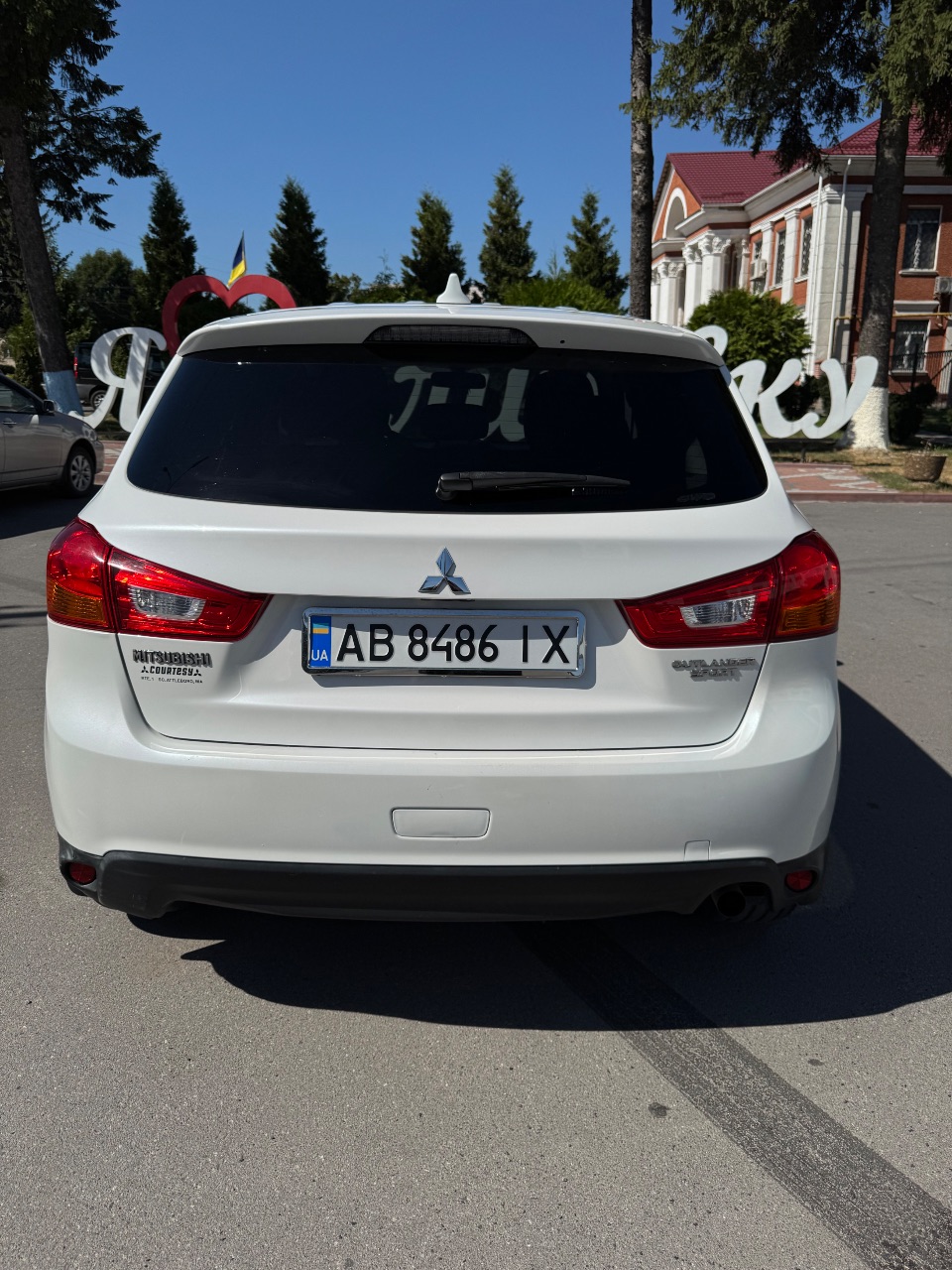 Mitsubishi Outlander Sport - фото 9