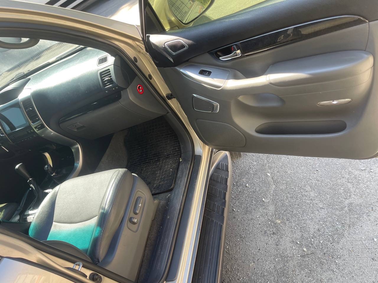 Toyota Land Cruiser Prado - фото 7