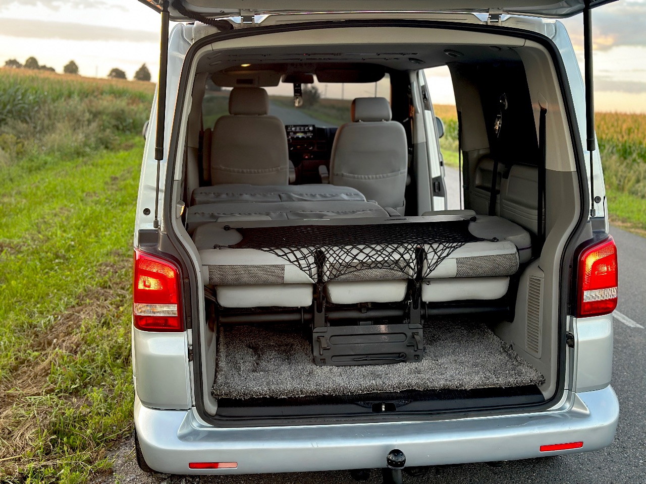 Volkswagen Caravelle - фото 31