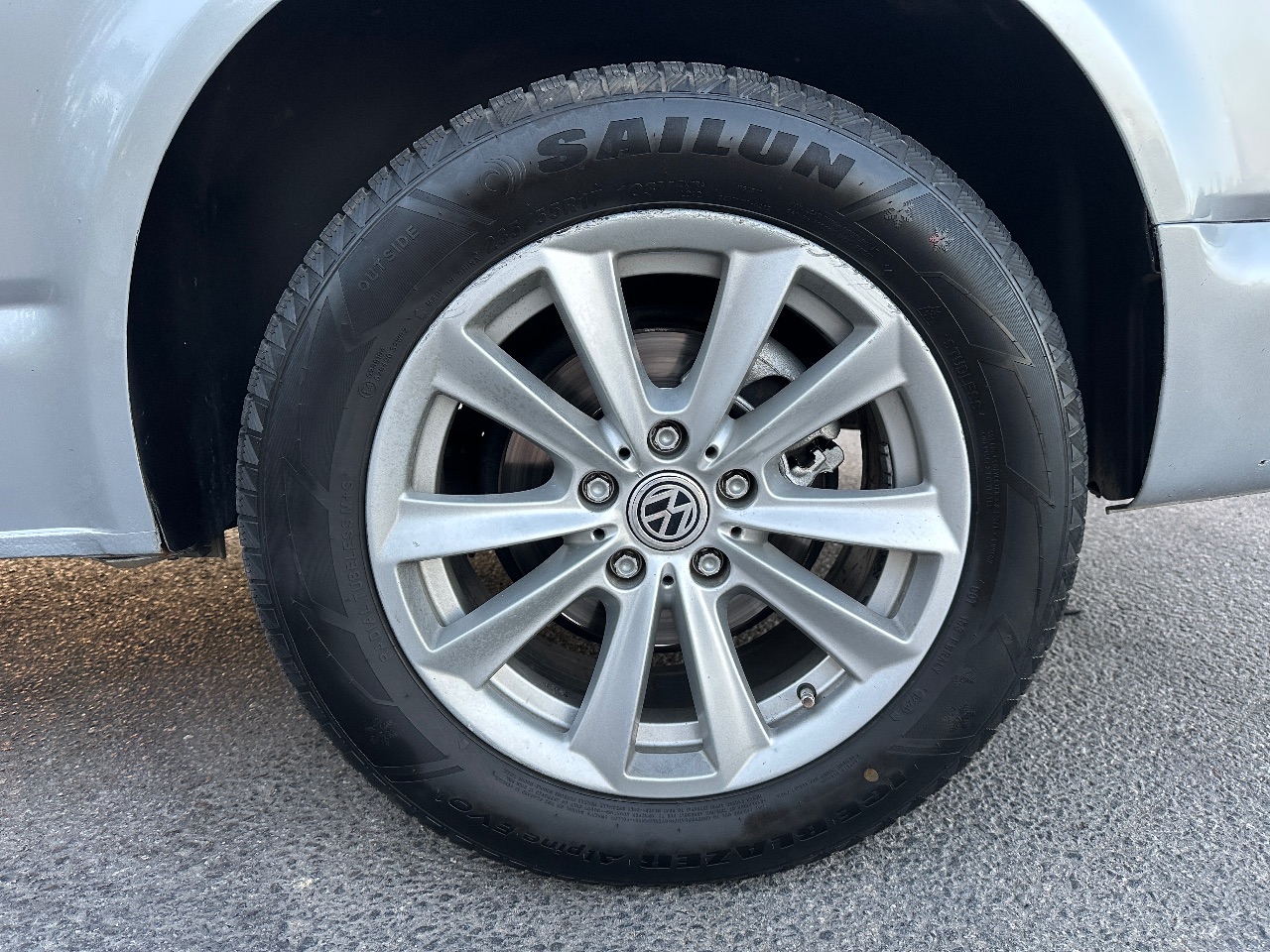 Volkswagen Caravelle - фото 18