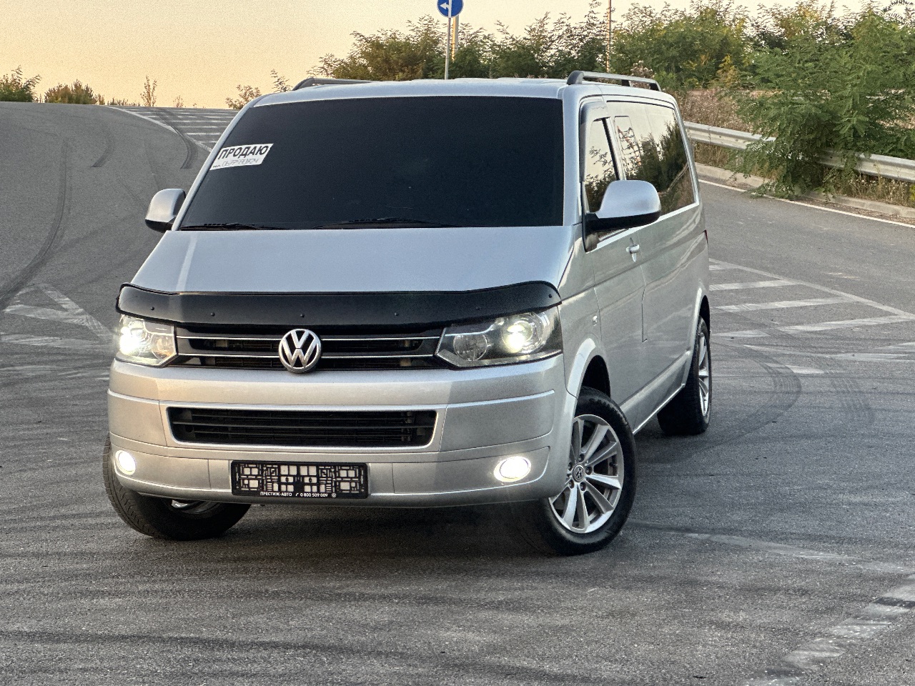 Volkswagen Caravelle - фото 26