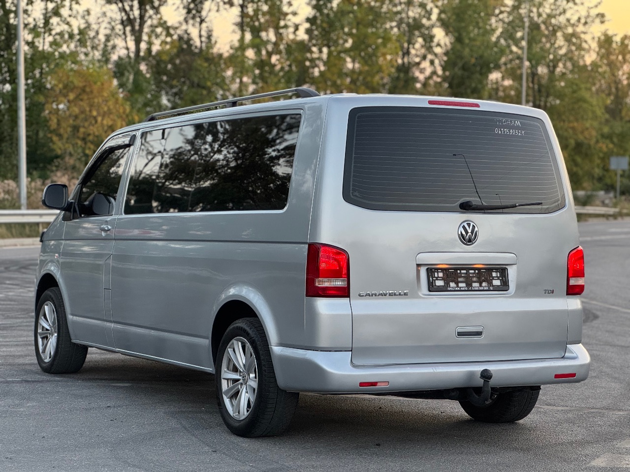 Volkswagen Caravelle - фото 3