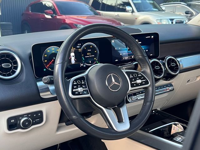 Mercedes-Benz GLB - фото 2