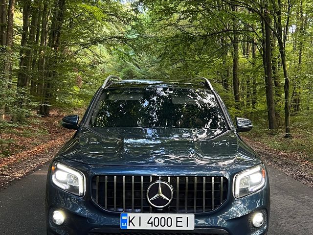 Mercedes-Benz GLB - фото 4
