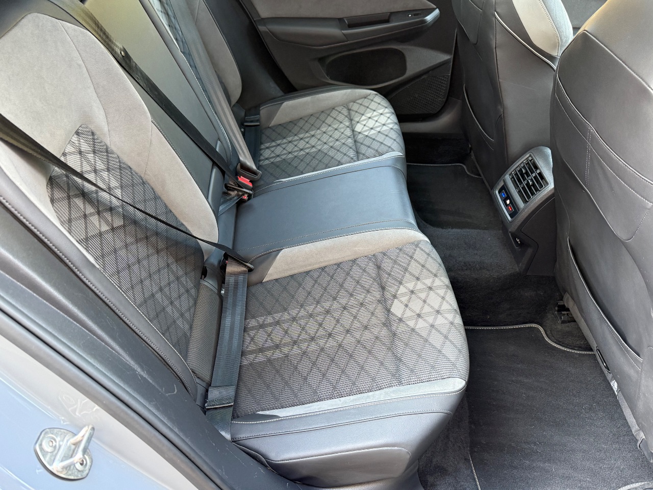 Volkswagen Golf - фото 31