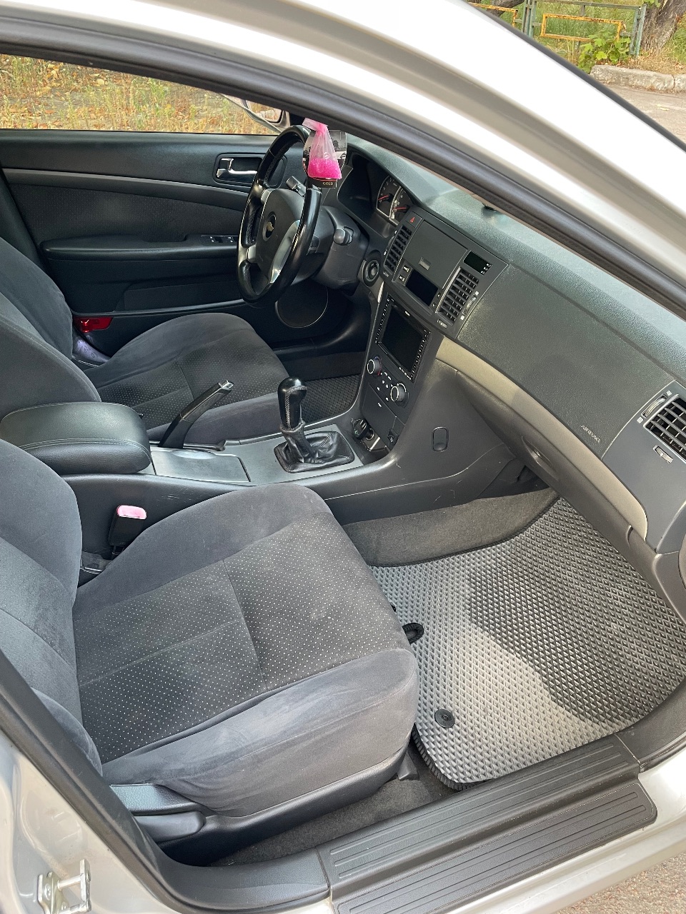 Chevrolet Epica - фото 18